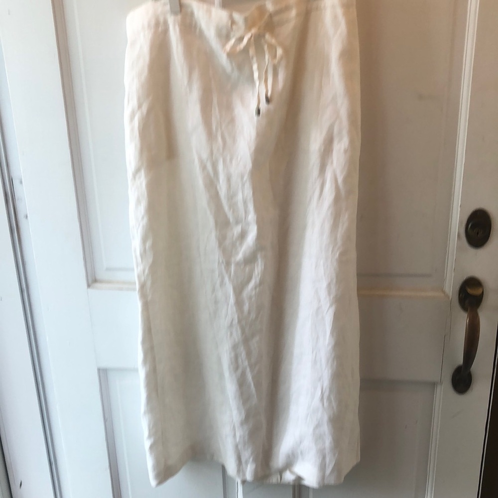 Elegant Linen Skirt